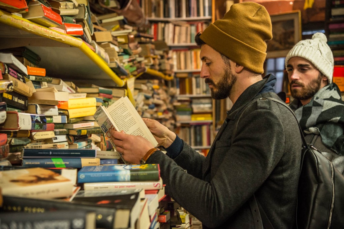 getting lost inside the bookshop