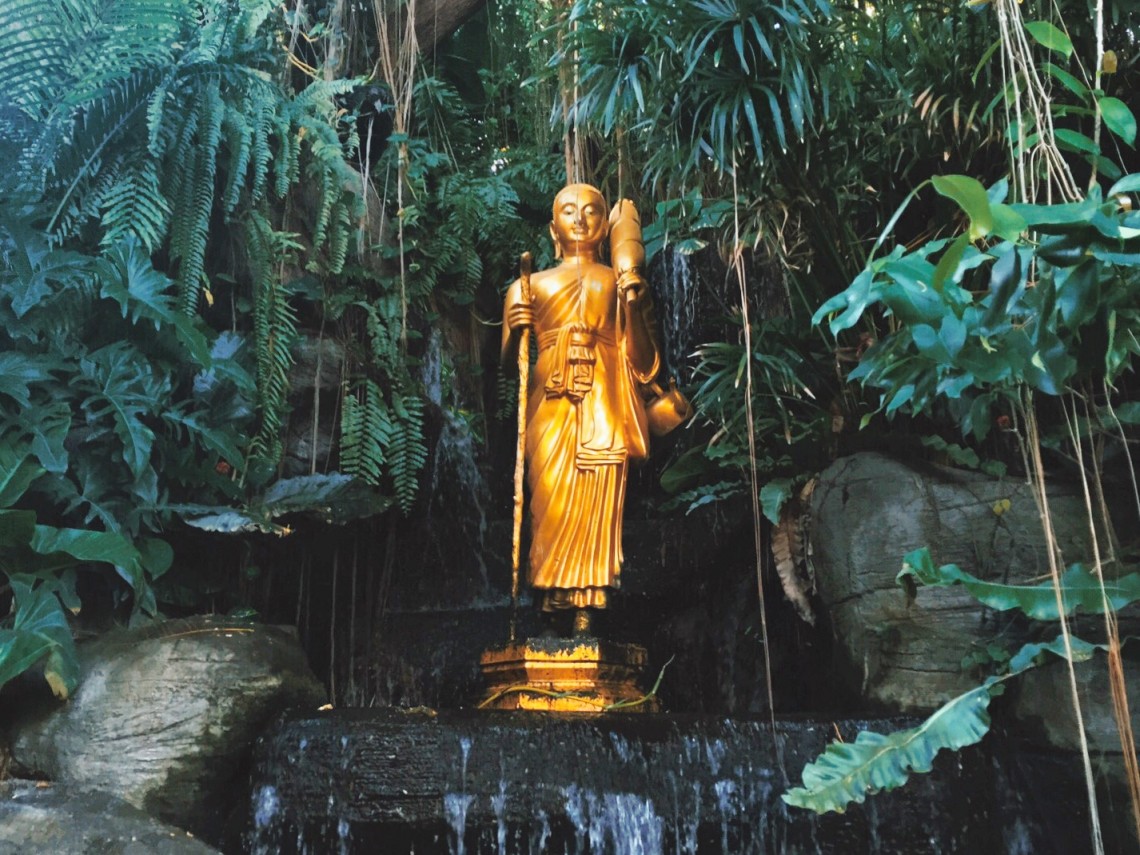 thailand gold buddha