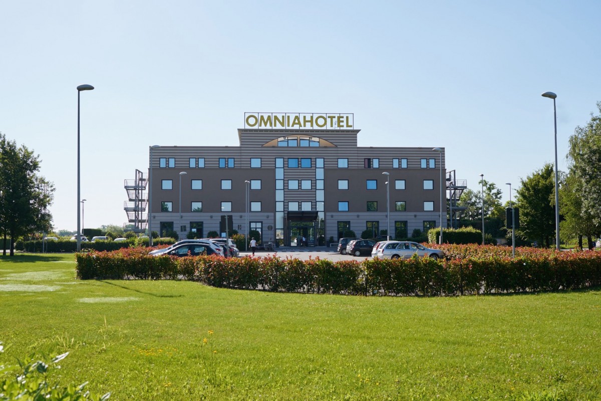 Omnia Hotel